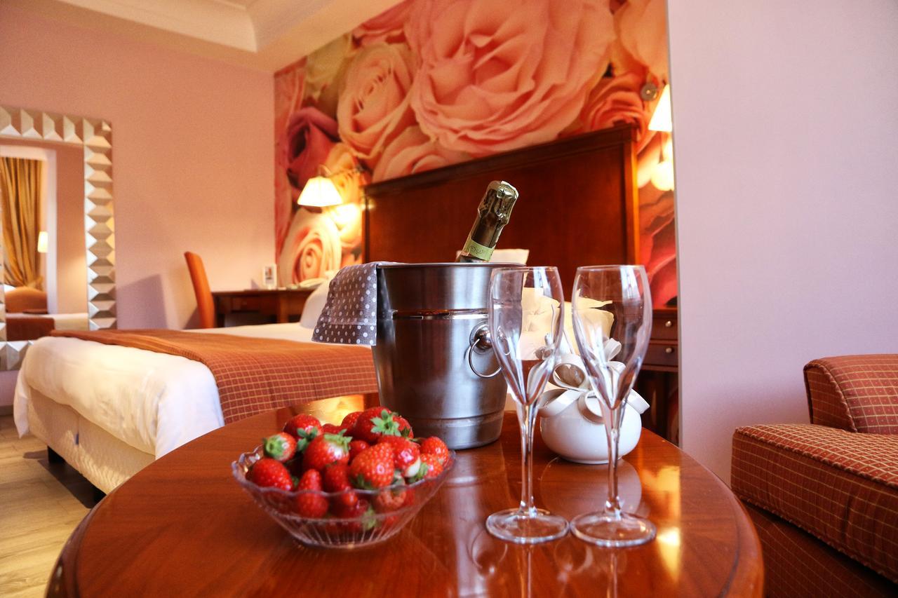 Andris Hotel Ercolano Buitenkant foto